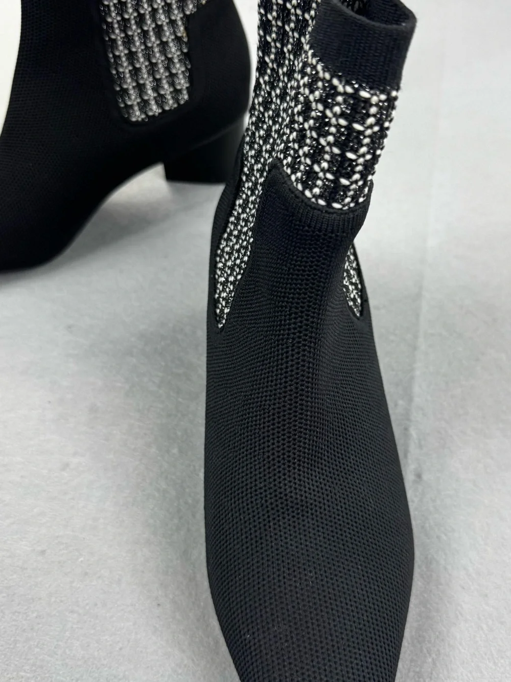 Vivaia Theresa Black Knit Ankle Booties Tweed-Style Panel. Sz EU 36 US 5.5/6.